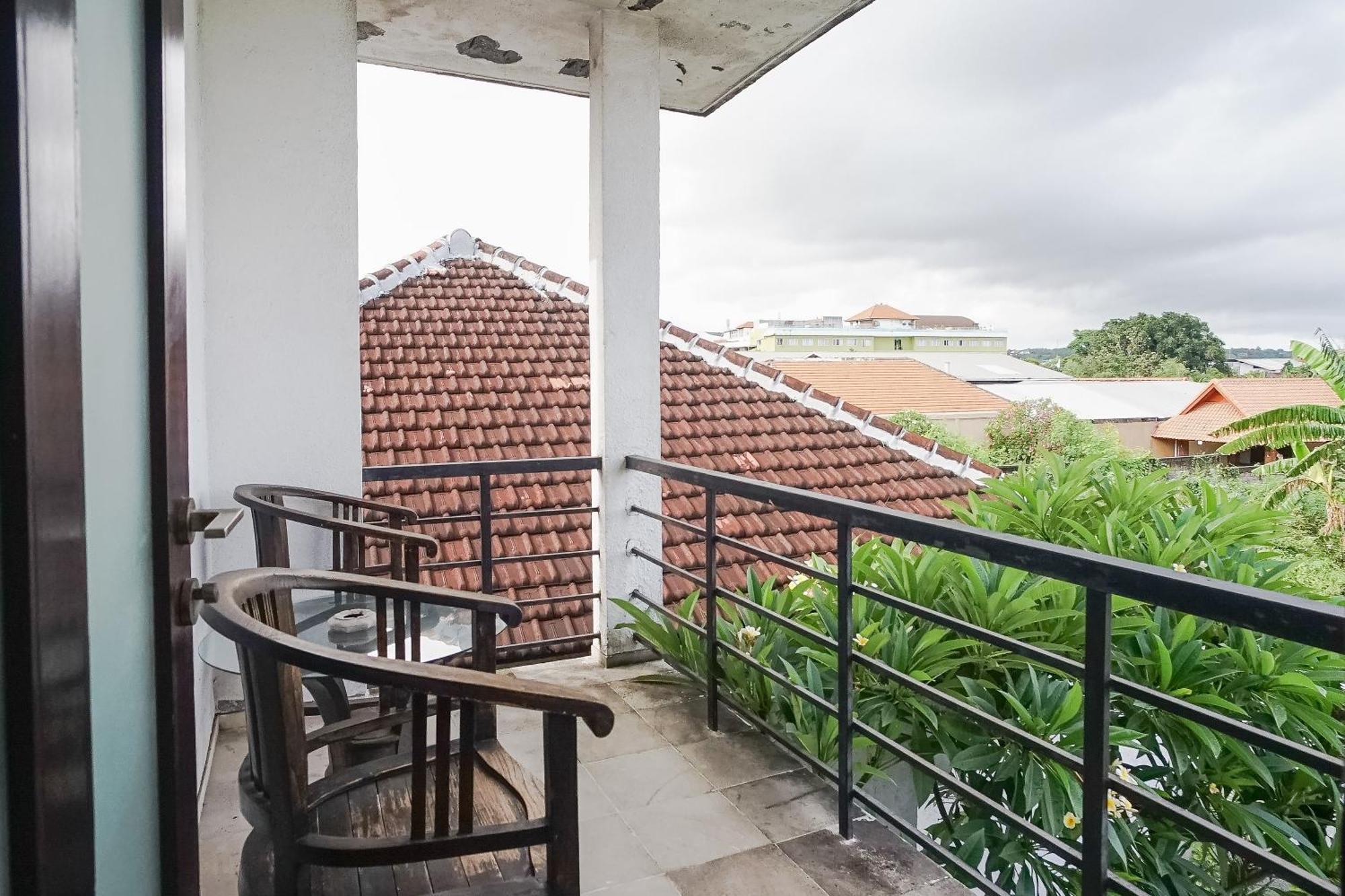 Queen Rose Villa & Spa จิมบาราน ภายนอก รูปภาพ